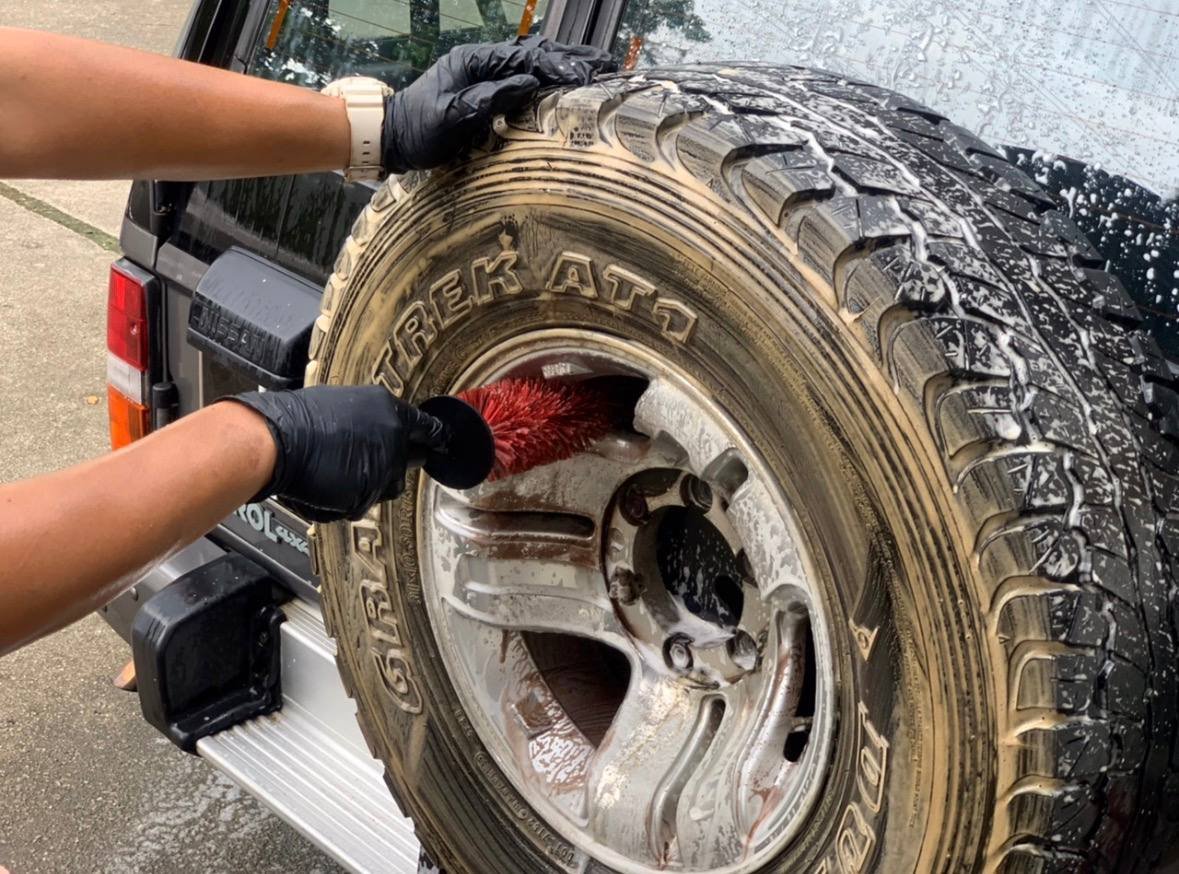 Car Exterior Premium Wash - Image 9